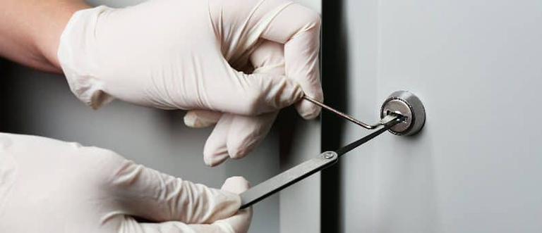 Commercial Emergency Locksmith Hawthorne